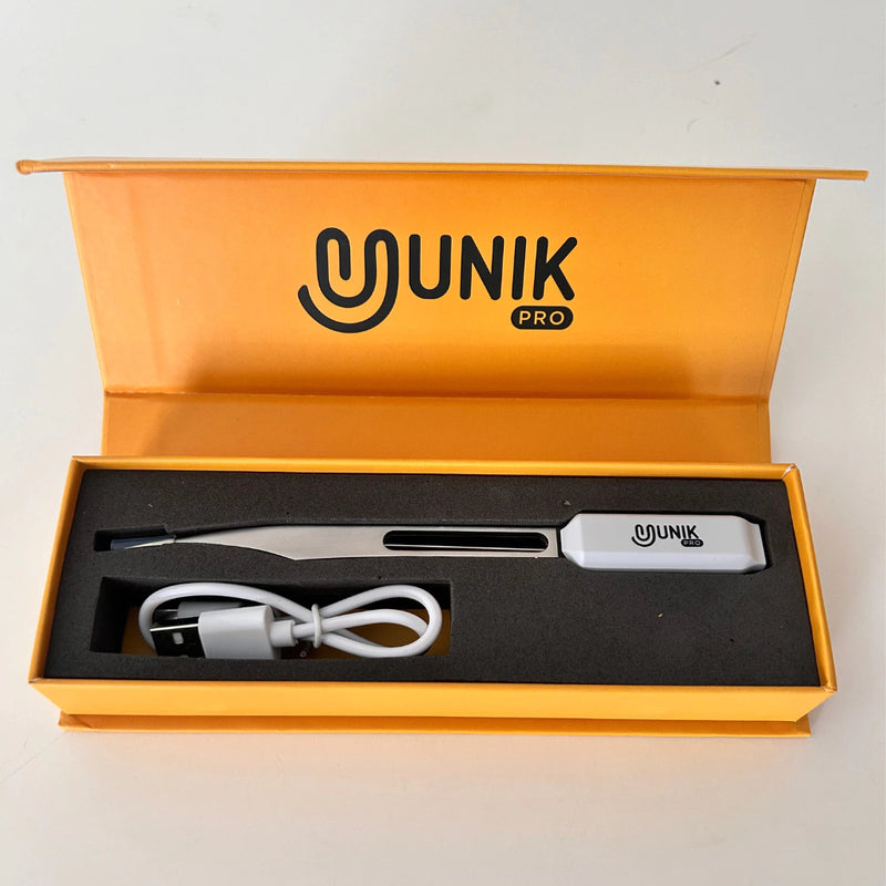 Pinça LED Curvada para Extensão de Cílios - Yunik PRO